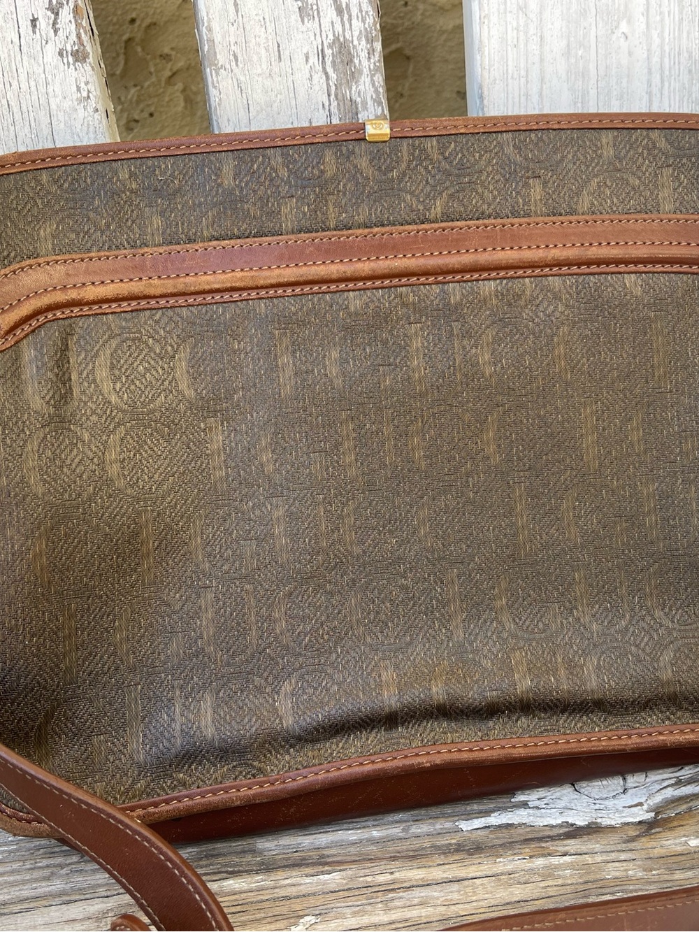 Gucci Vintage GG Monogram Canvas Crossbody Messenger Bag Brown Leather Trim - Picture 3 of 13